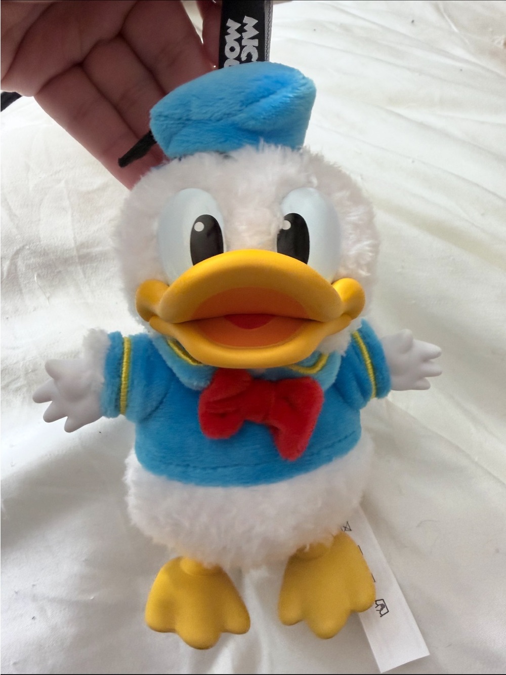 POPMART Mickey Family Cute together keychain: DONALD DUCK